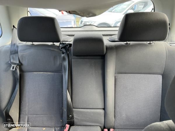 Para Peças Volkswagen Polo (9N_) - 9