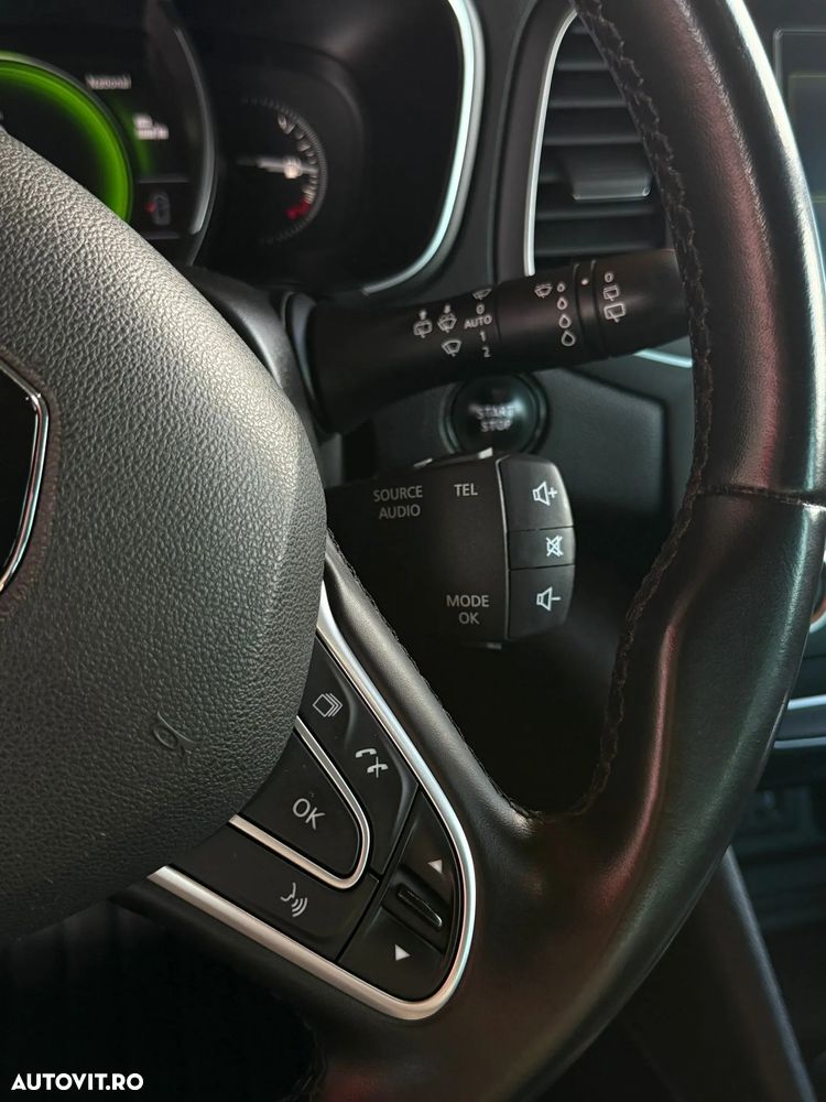 Renault Megane Grandtour ENERGY dCi 110 Start & Stopp Bose Edition - 12