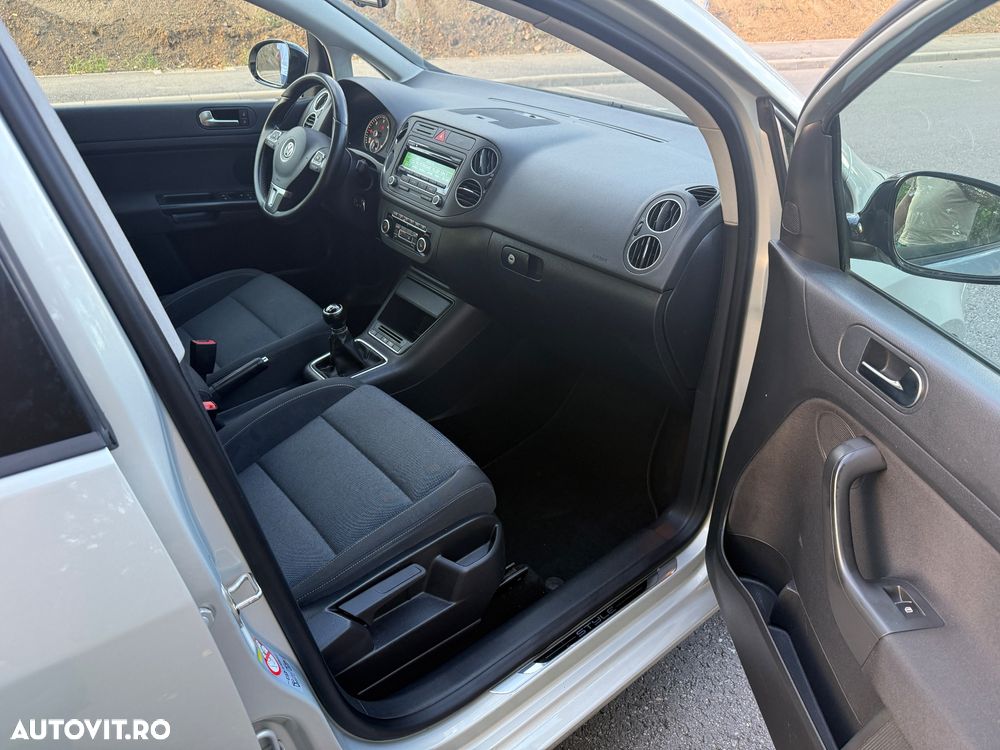 Volkswagen Golf Plus 2.0 TDI DPF Style - 10