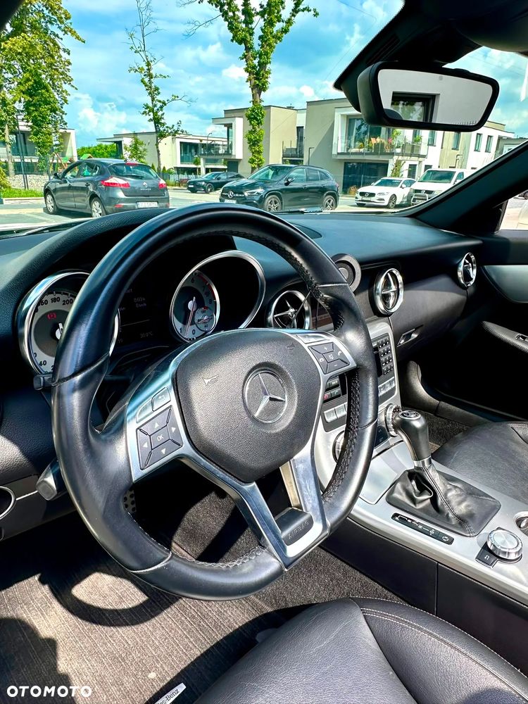 Mercedes-Benz SLK - 11
