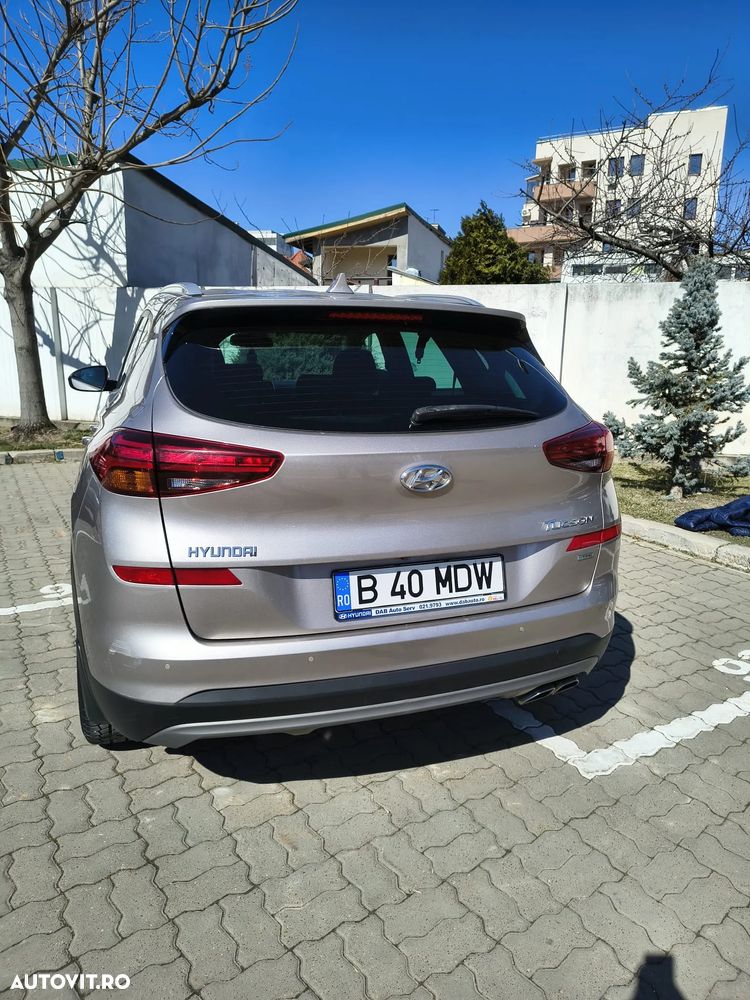 Hyundai Tucson 1.6 T-GDi 4WD 6MT Style - 3