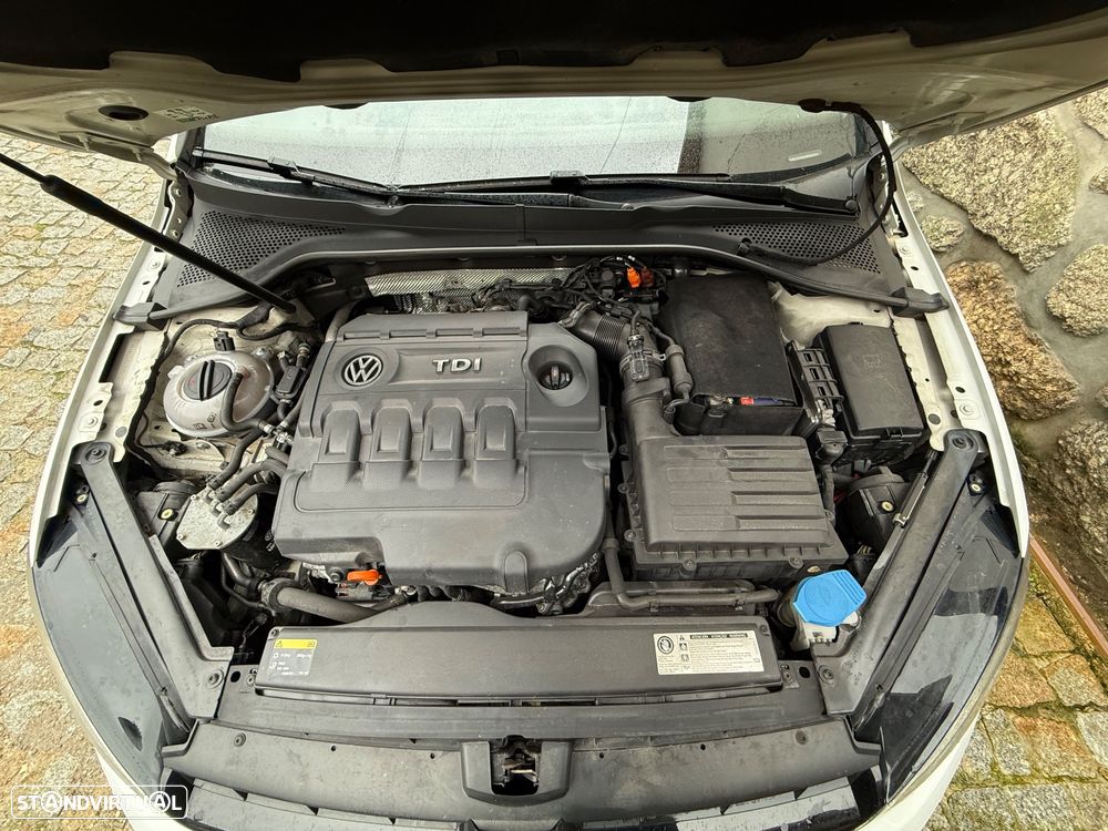 VW Golf 1.6 TDi Edition DSG - 18