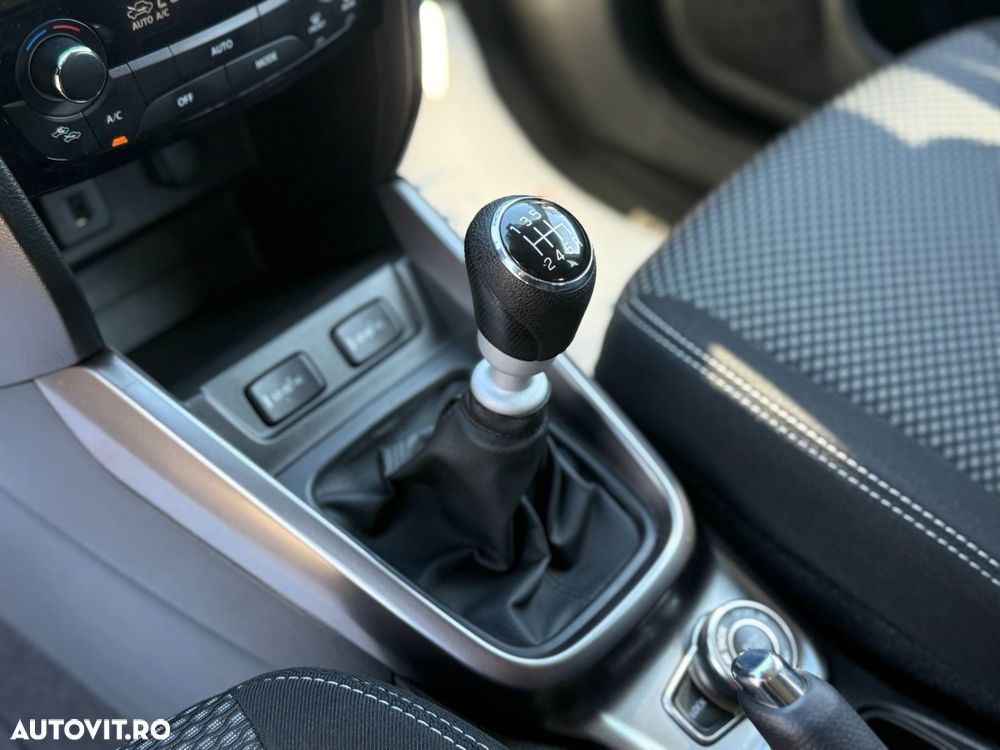 Suzuki Vitara - 24