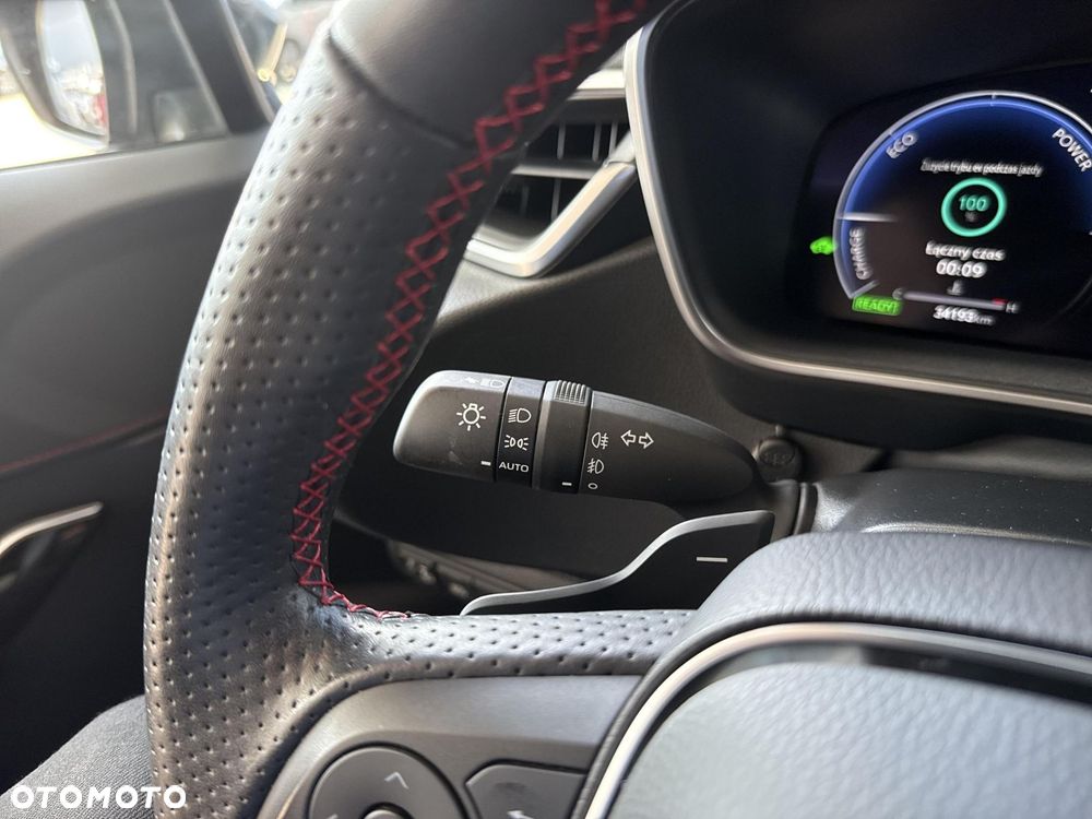 Toyota Corolla 2.0 Hybrid GR Sport Dynamic - 22