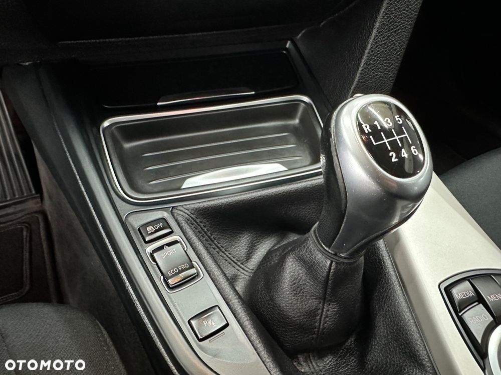 BMW Seria 3 - 17