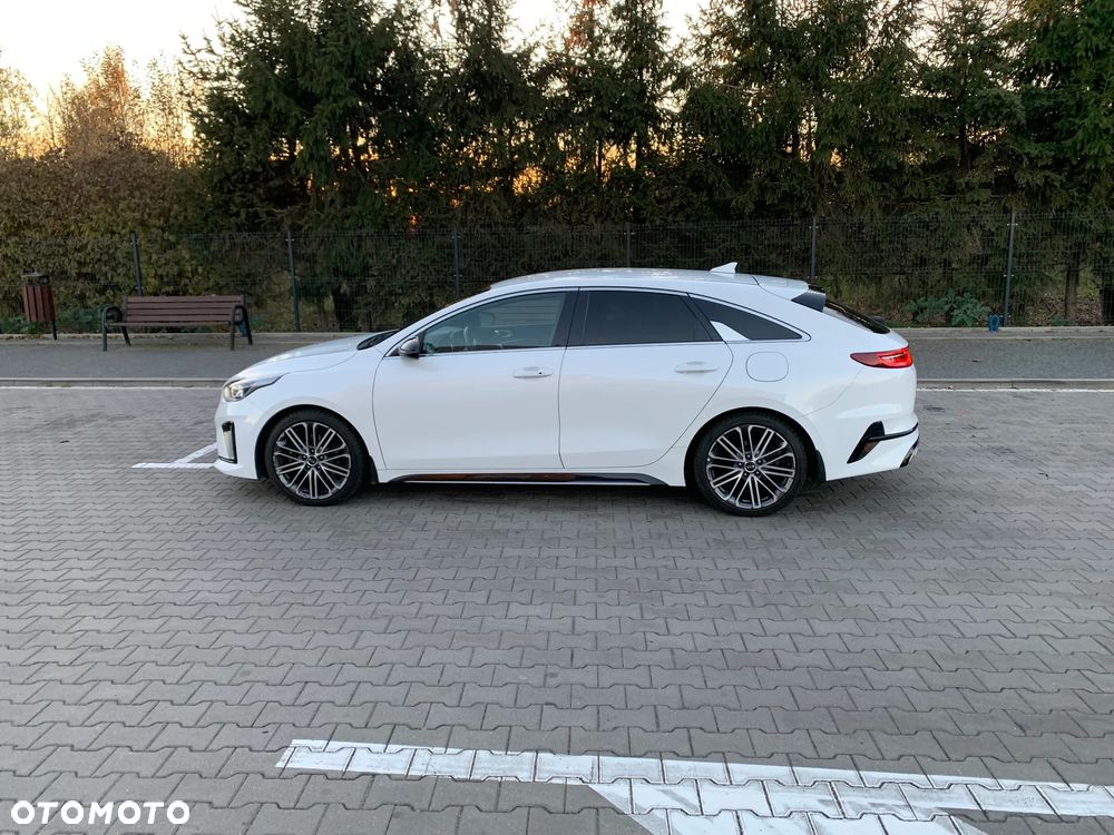 Kia ProCeed - 5