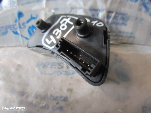 Interruptor Inter4307 KIA CEED 1 SW 2009 1.6CRDI 115CV 5P CINZENTO Volante Multifunções Volume - 3