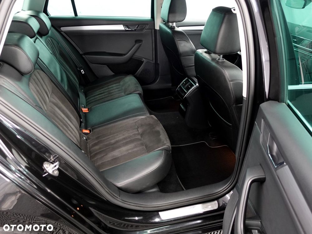 Skoda Superb 2.0 TDI Style DSG - 9