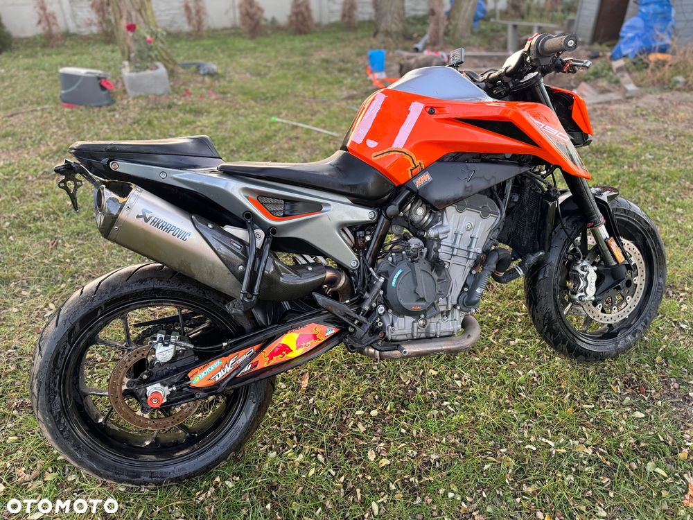 KTM Duke 790 - 4