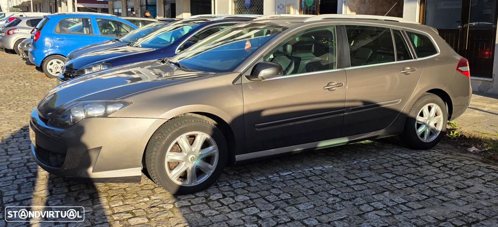 Renault Laguna Break 2.0 dCi Dynamique S - 2