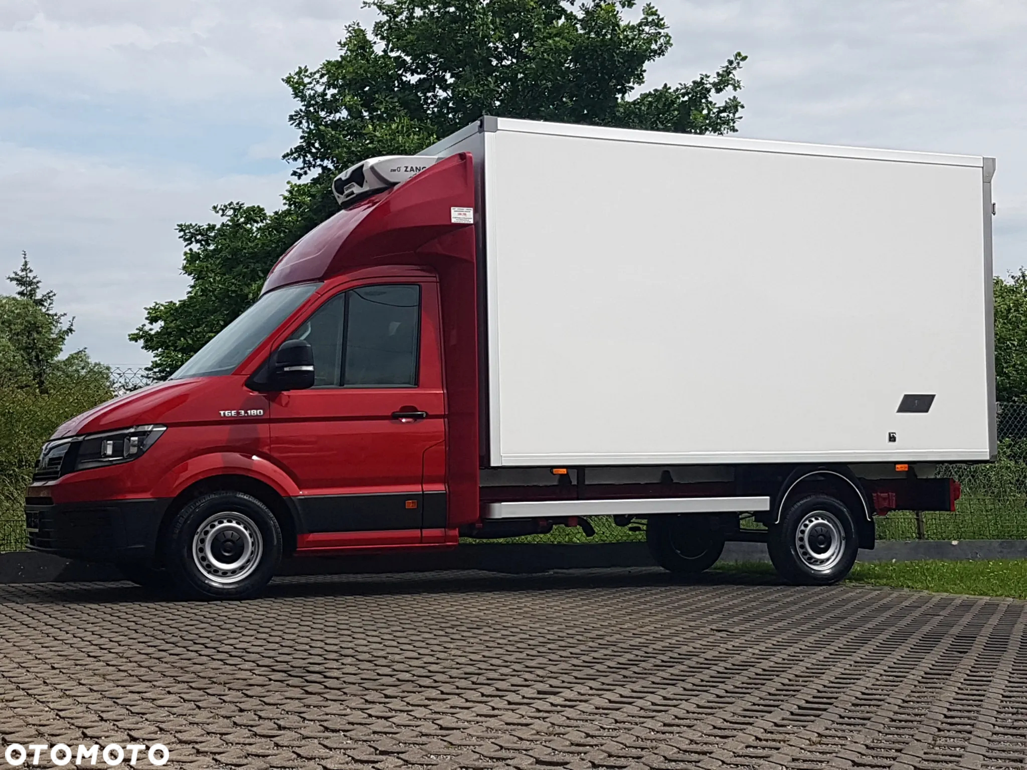 MAN TGE 3.180 8 EP CHŁODNIA AGREGAT 4,20x2,10x2,20 IZOTERMA FUNKCJA GRZANIA KLIMA DMC 3500 KG - 35
