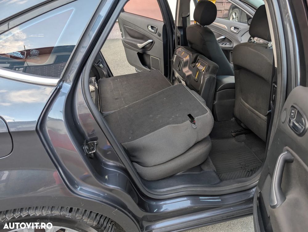 Ford Mondeo 2.0 TDCI Titanium X - 24
