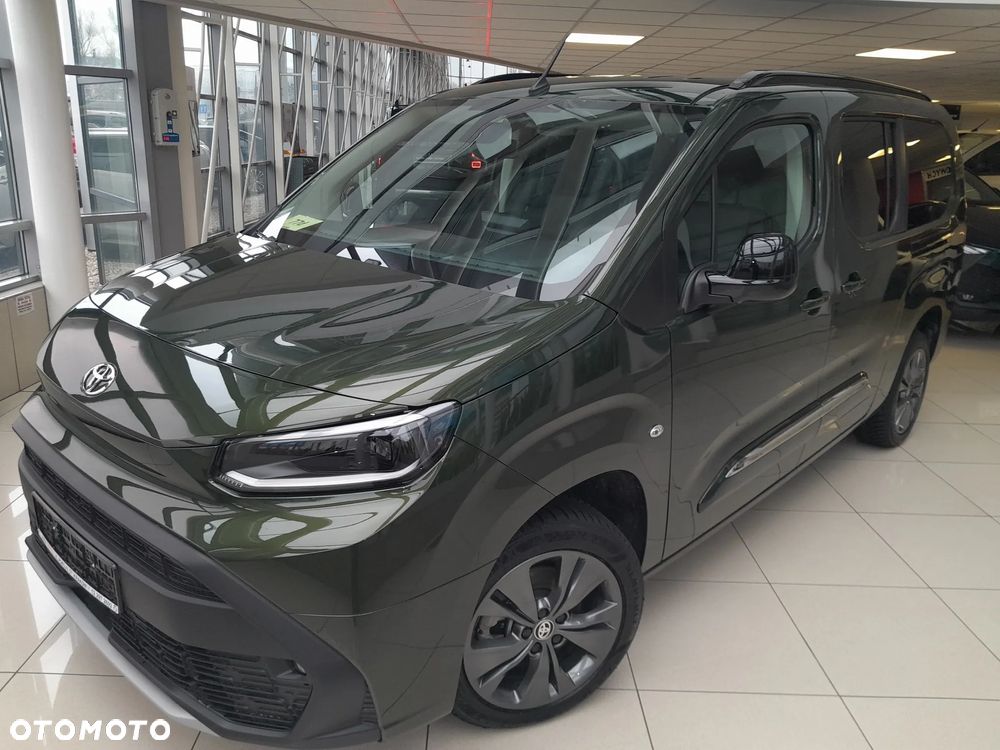 Toyota Proace City Verso Long 1.5 D-4D Family