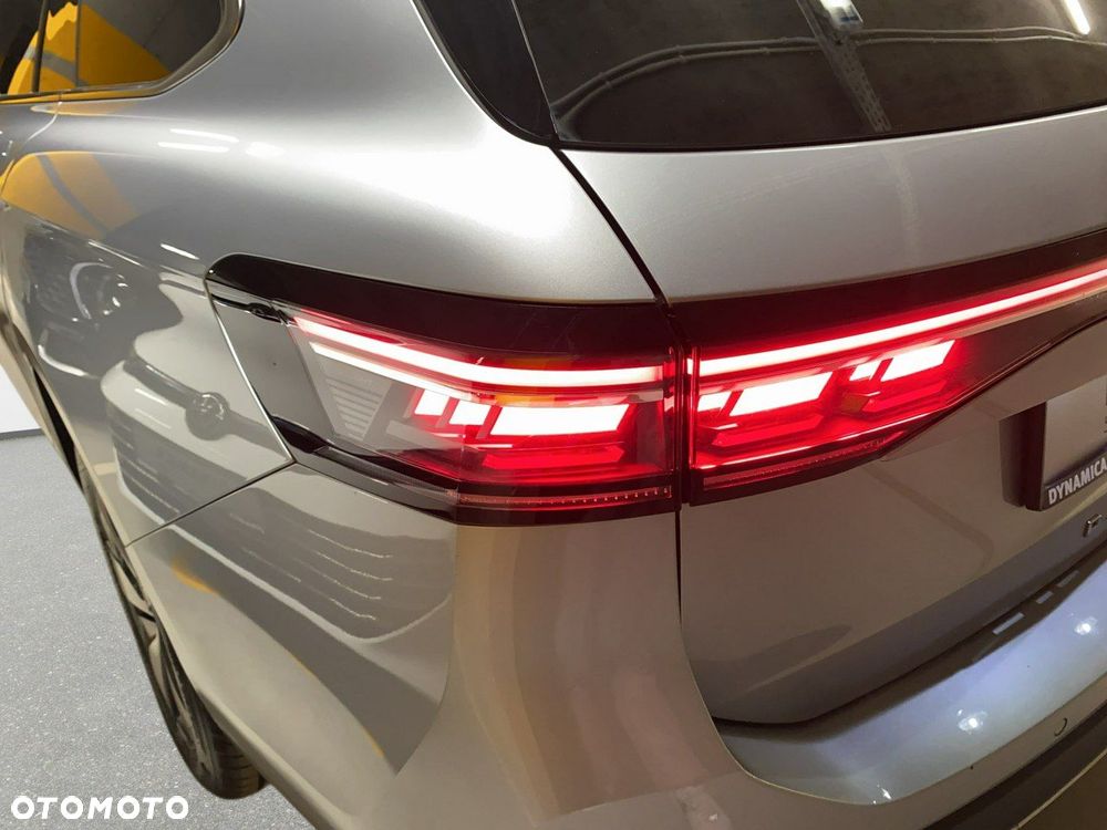 Volkswagen Passat Variant - 12