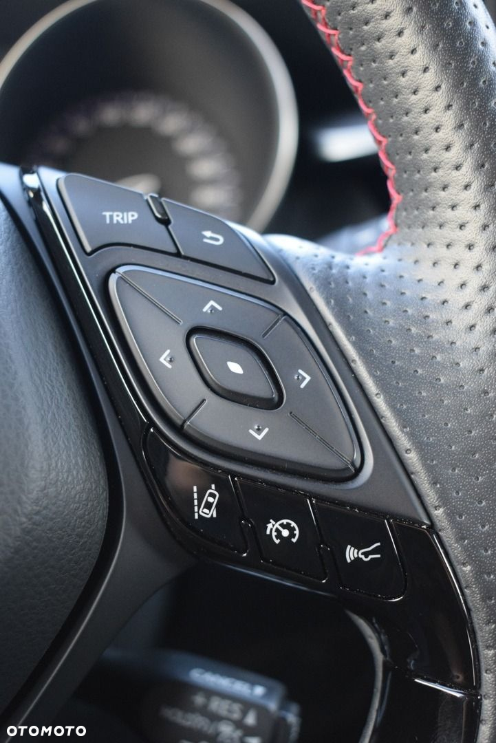Toyota C-HR - 27