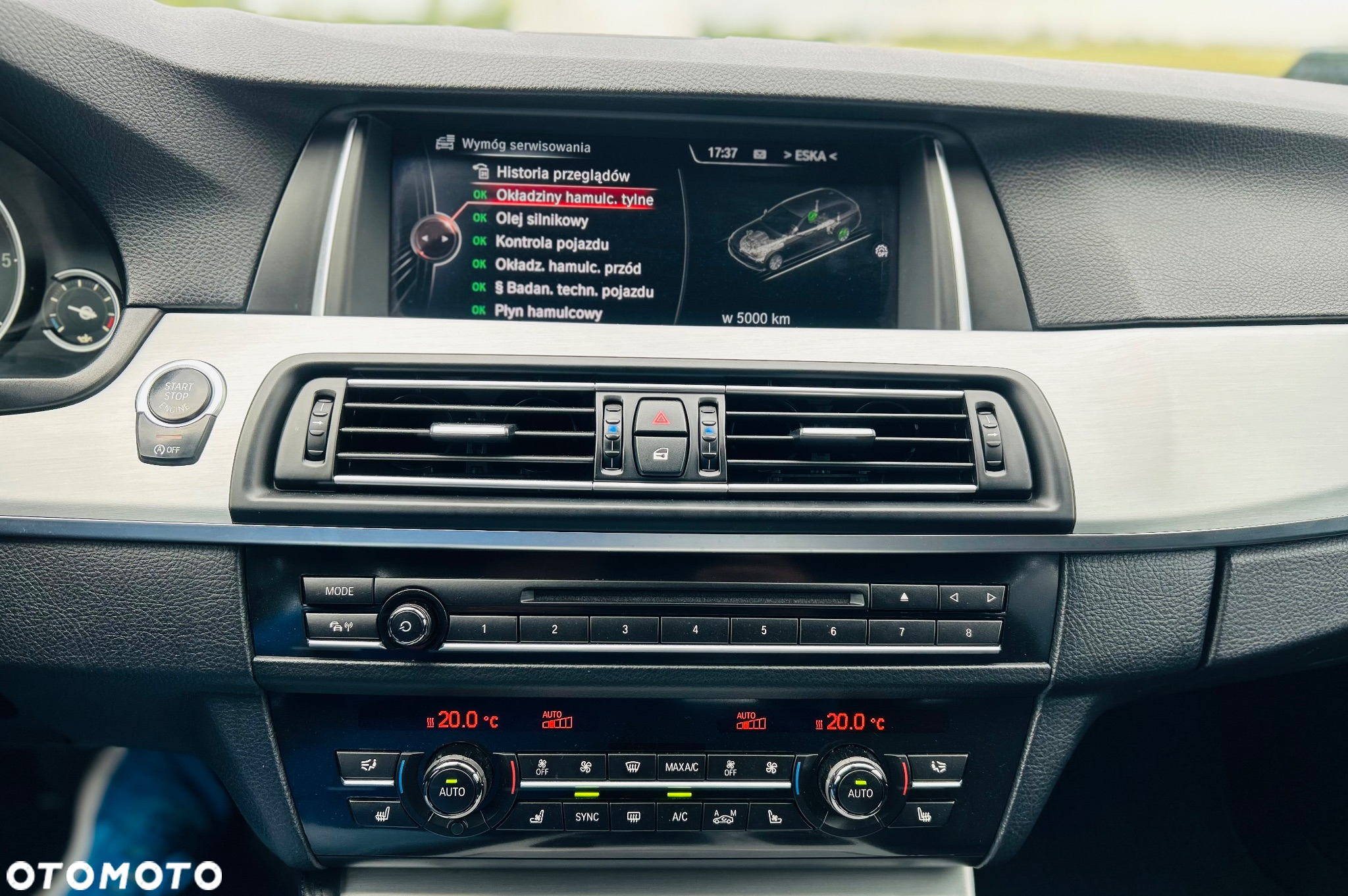 BMW Seria 5 530d xDrive Touring Luxury Line - 13