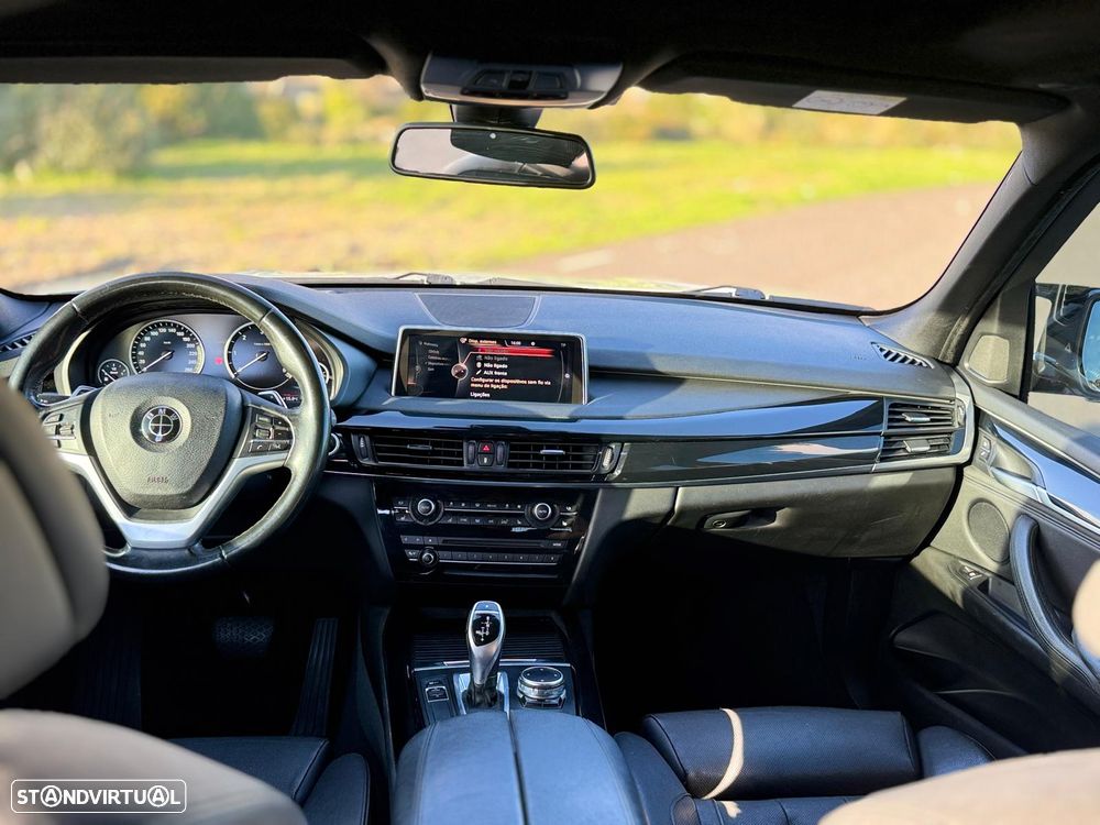 BMW X5 sDrive25d Sport-Aut. - 7