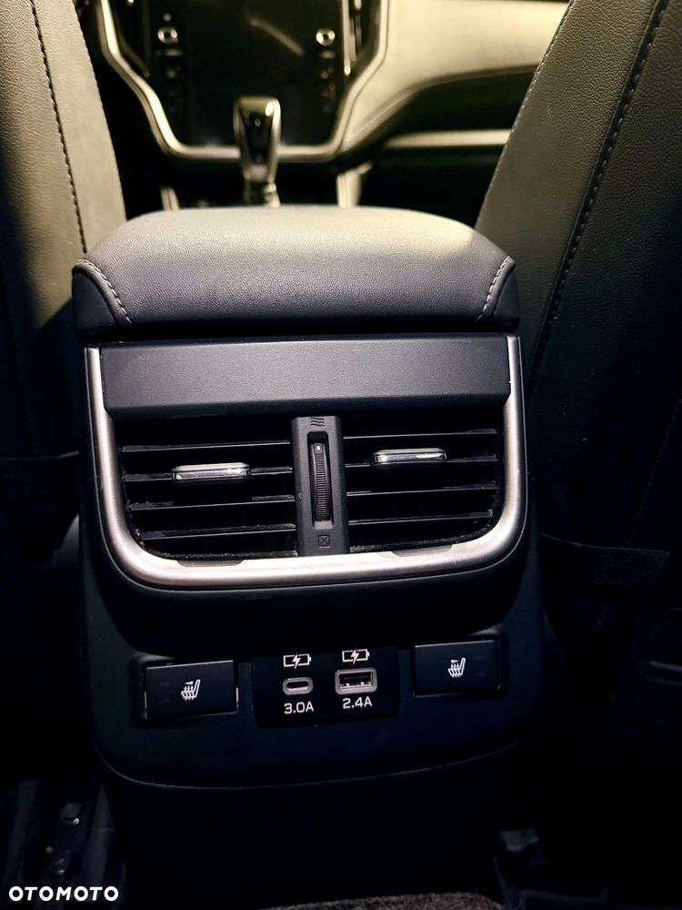 Subaru Outback 2.5i Platinum (EyeSight) Lineartronic - 24