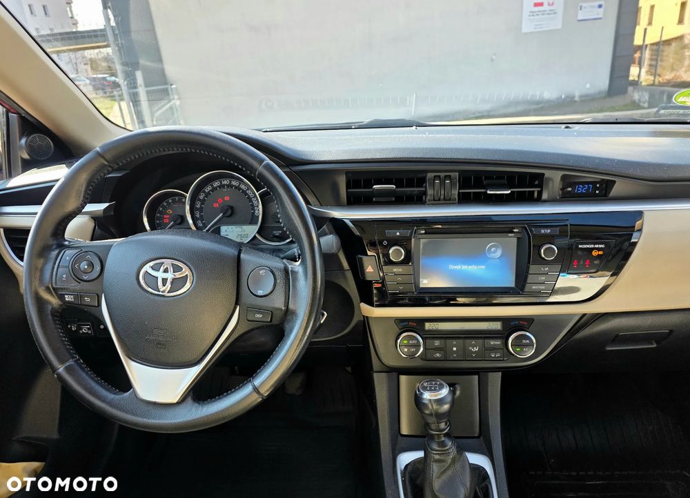Toyota Corolla 1.6 Prestige - 8