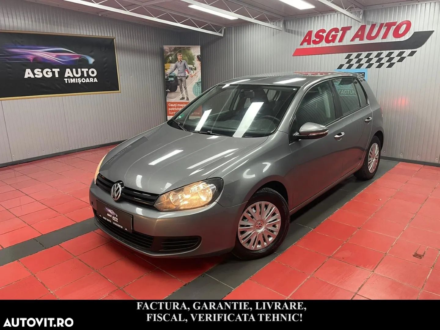 Volkswagen Golf - 1