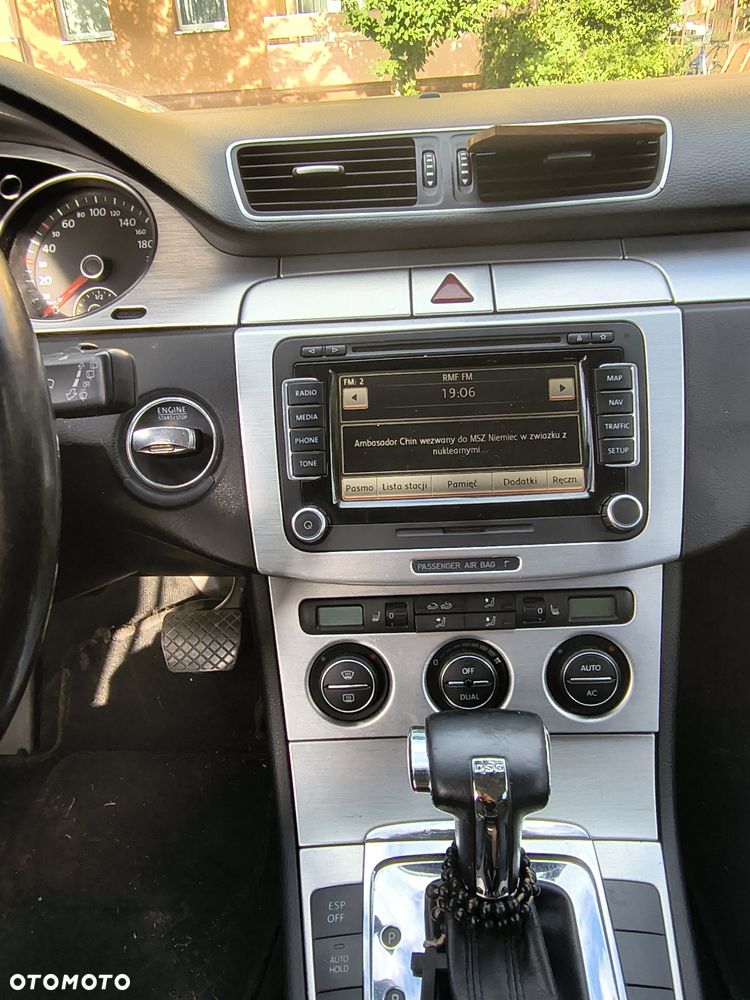 Volkswagen Passat - 6