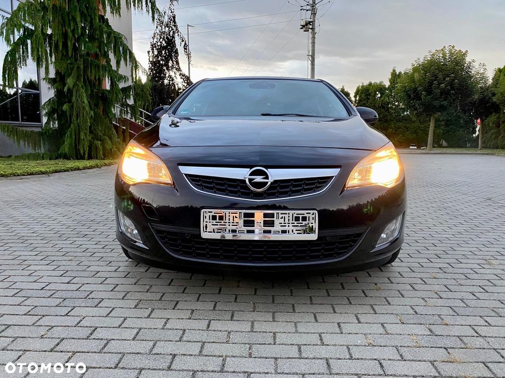 Opel Astra 1.4 Turbo Edition - 4
