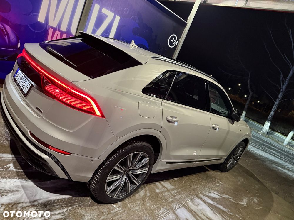 Audi Q8 - 7