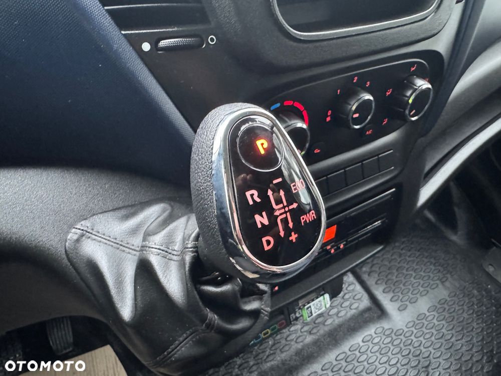 Iveco 72c18 ,70C17,,72C18,,70C15,,50C15,,50C17,,35C13,,35C14,,35C15 - 21