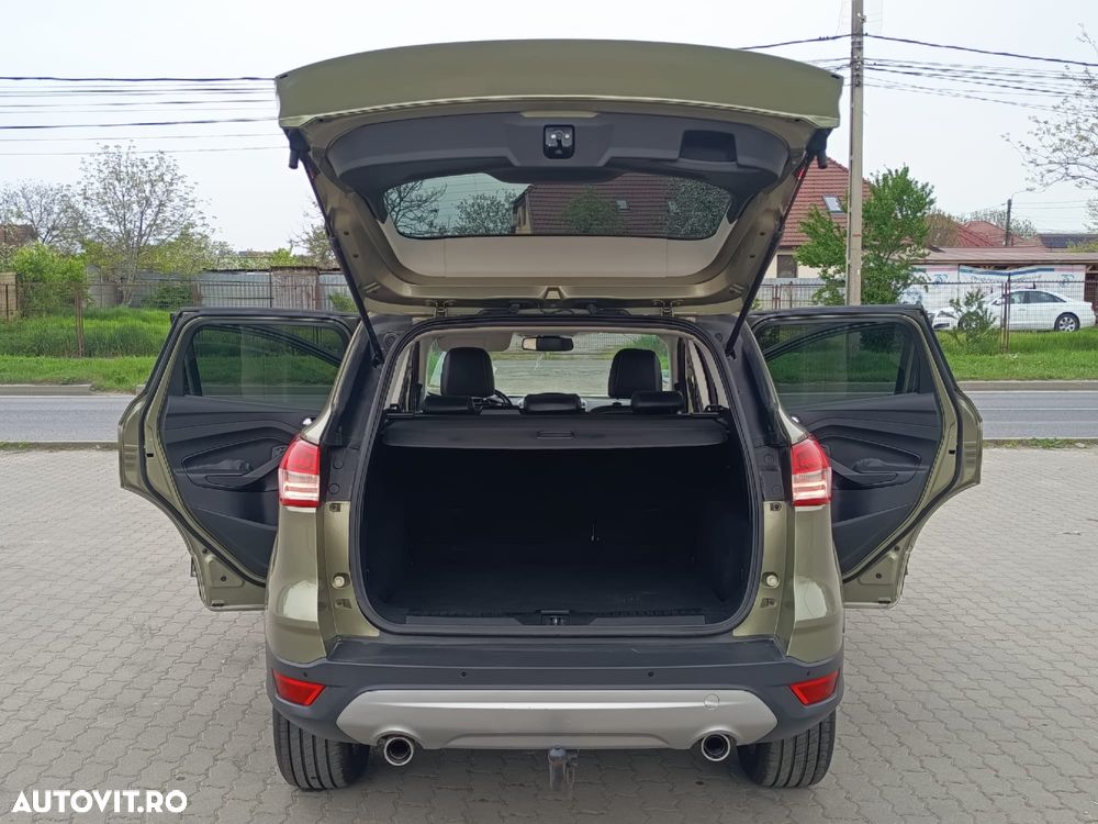 Ford Kuga - 8