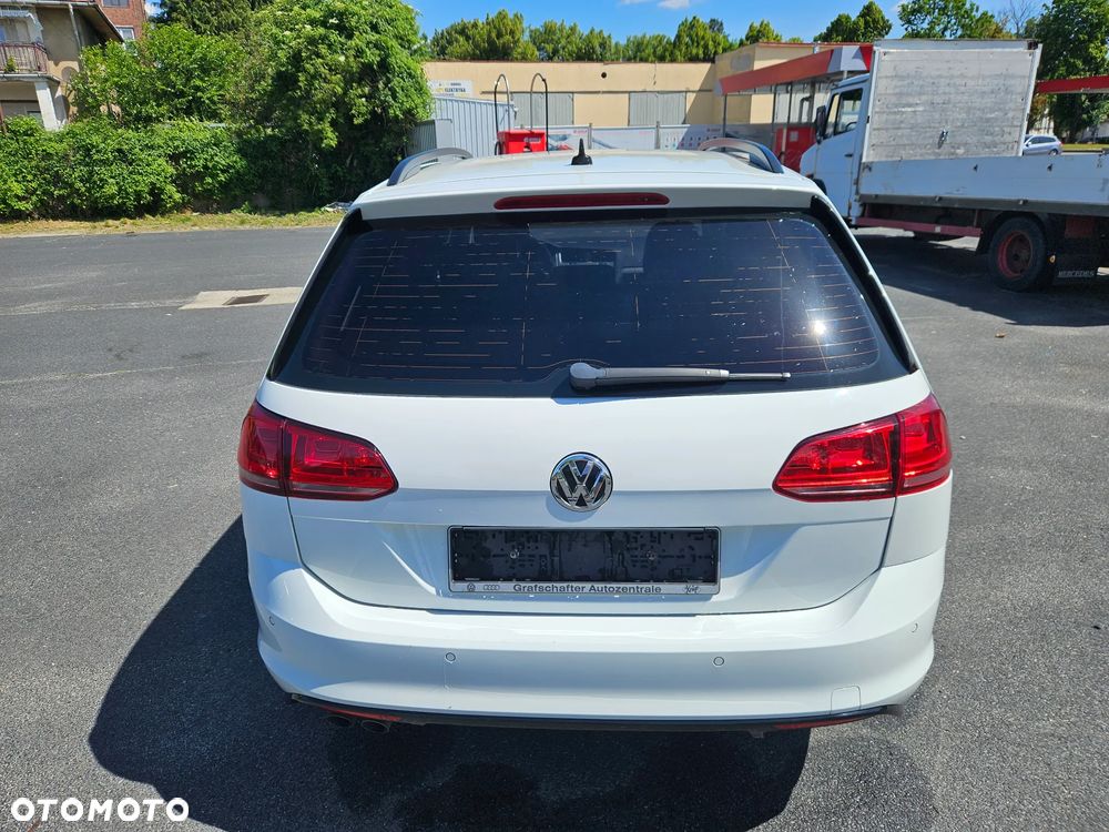 Volkswagen Golf 2.0 TDI (BlueMotion Technology) Comfortline - 5