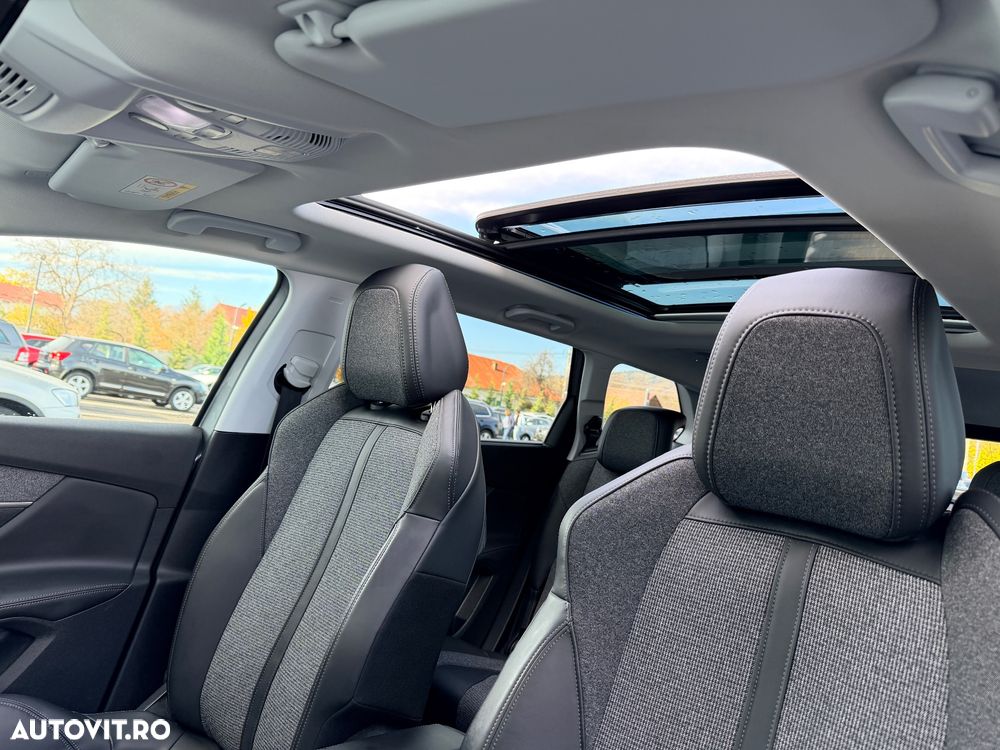 Peugeot 5008 PureTech 130 EAT6 Allure - 12