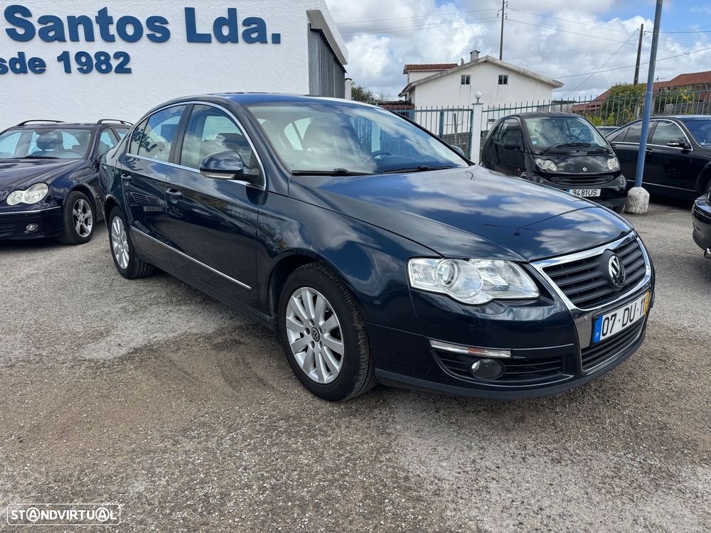 VW Passat 2.0 TDI Confortline - 22