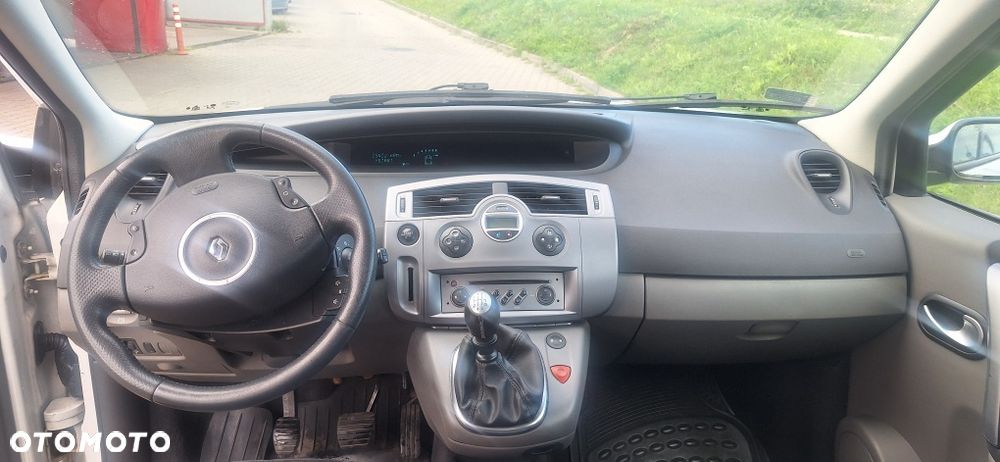 Renault Scenic - 5