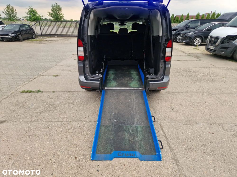 Ford Tourneo Connect Grand - 19