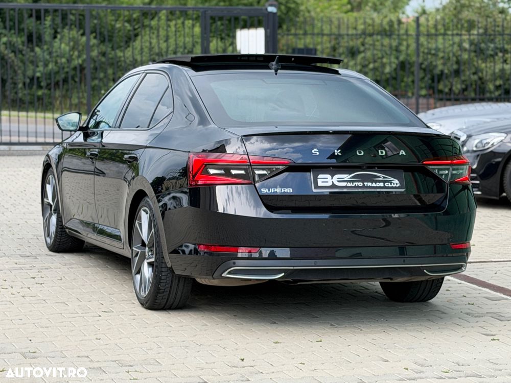 Skoda Superb 2.0 TDI DSG Sportline - 7
