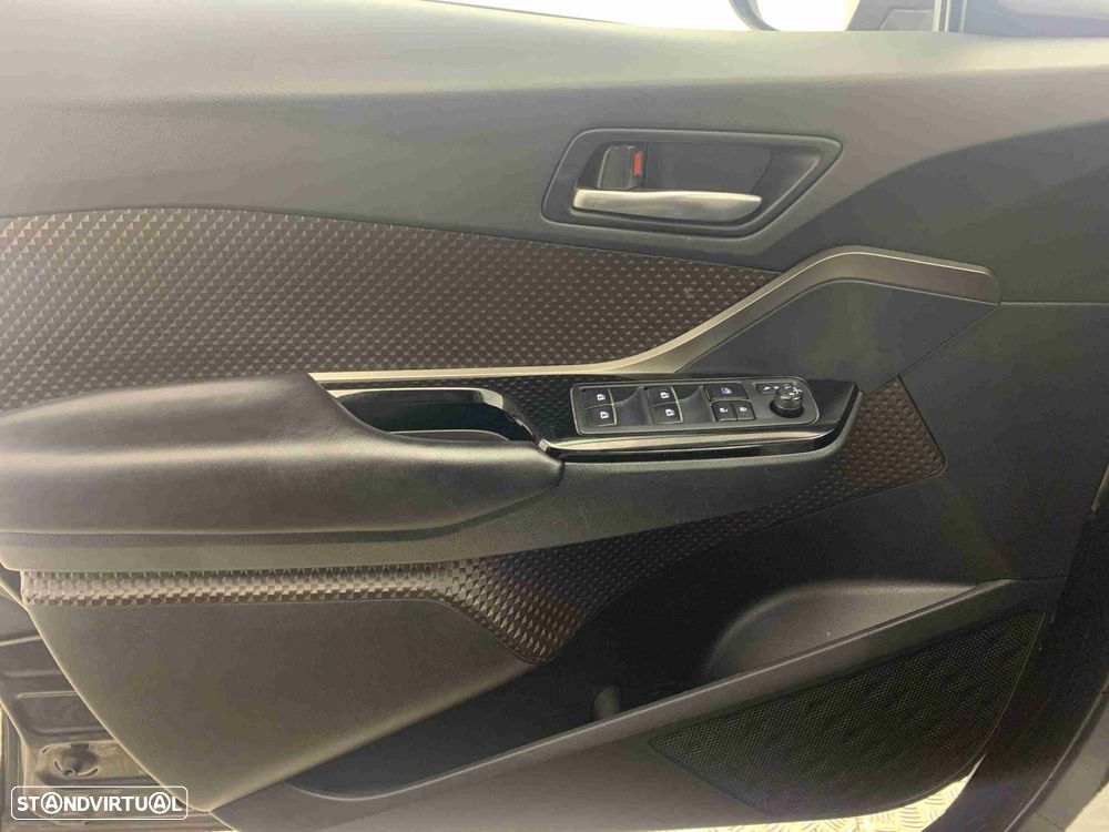 Toyota C-HR 1.8 Hybrid Exclusive+P.Luxury - 11