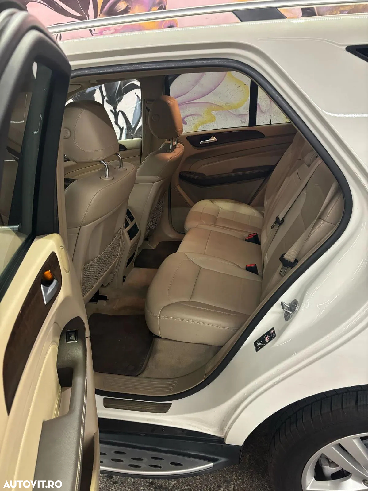 Mercedes-Benz ML - 8
