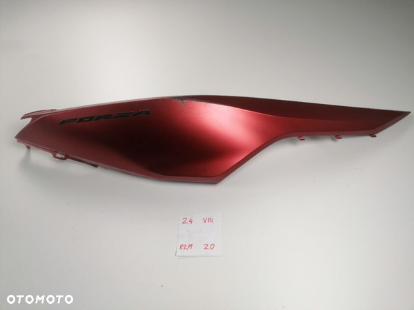 Honda Forza  NSS125 owiewka ogon zadupek prawy 18-