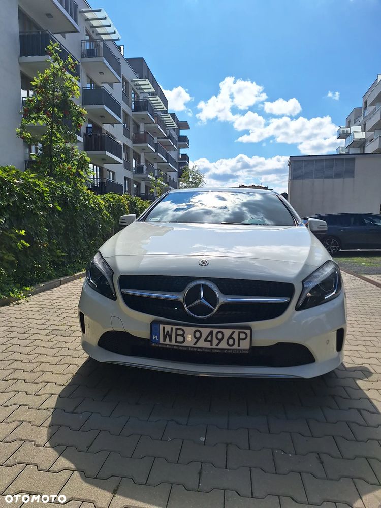 Mercedes-Benz Klasa A 180 7G-DCT - 9