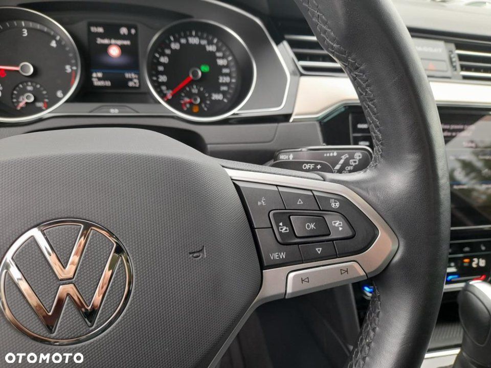 Volkswagen Passat - 22