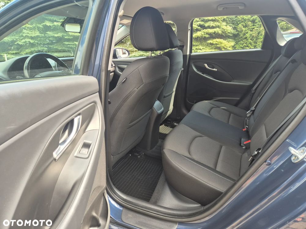 Hyundai i30 1.4 T-GDI Intro Edition - 26