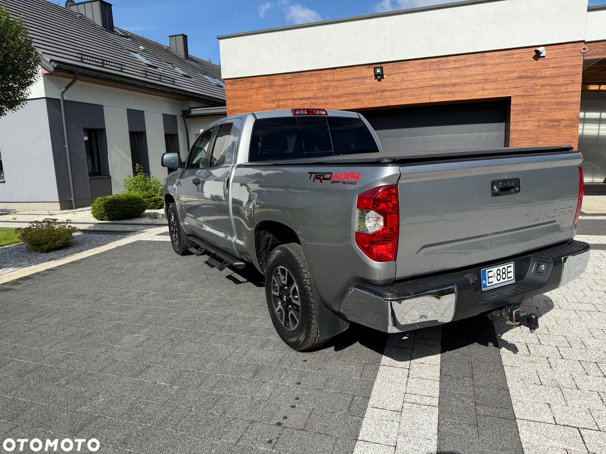 Toyota Tundra - 4