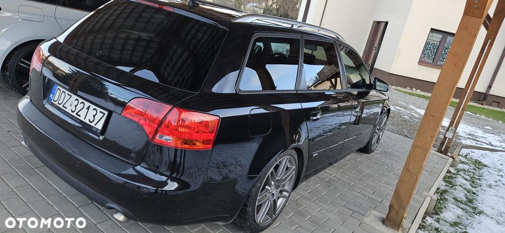 Audi A4 Avant 2.0 TDI DPF quattro - 9