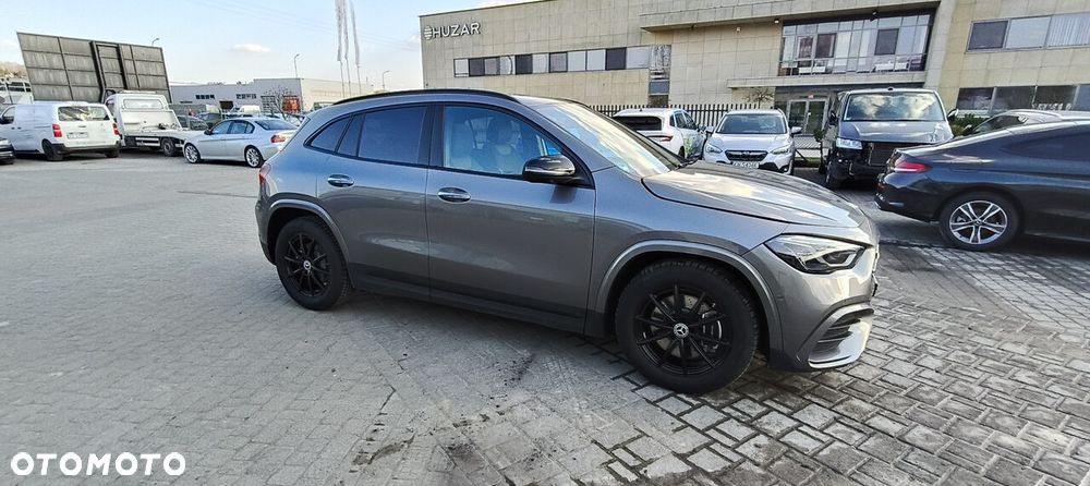 Mercedes-Benz GLA 250 4Matic 8G-DCT Edition AMG Line - 2