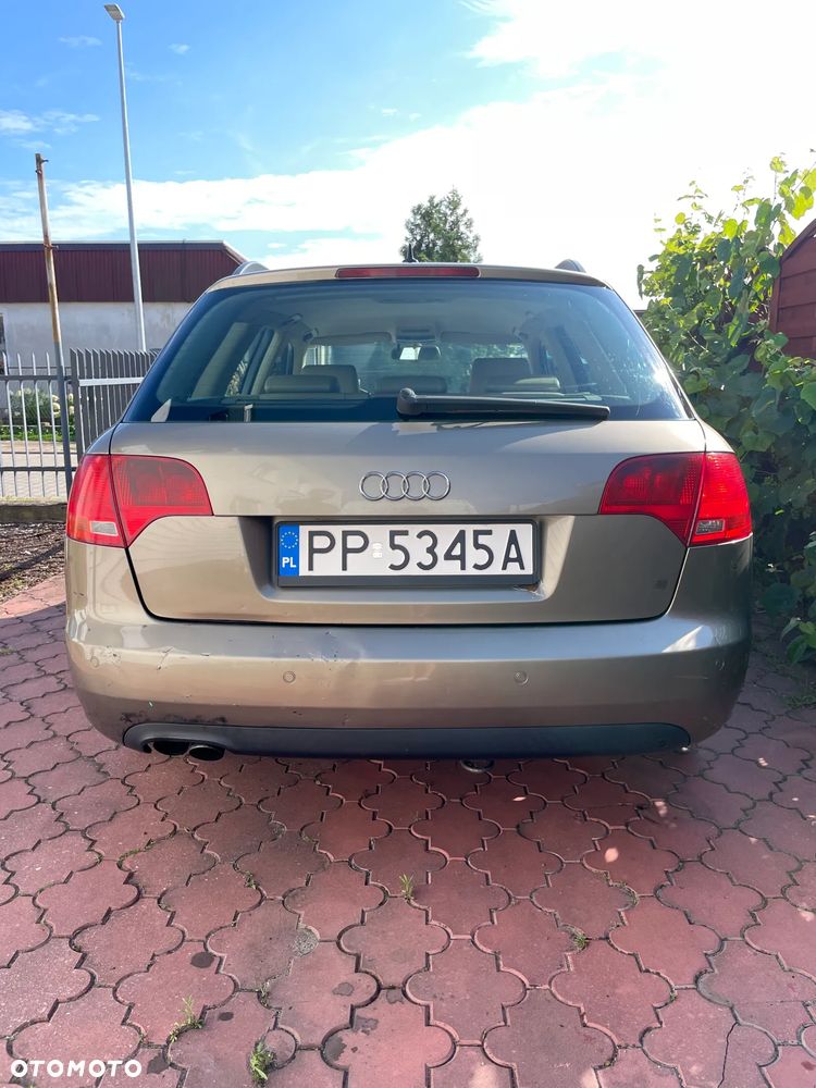 Audi A4 Avant - 8