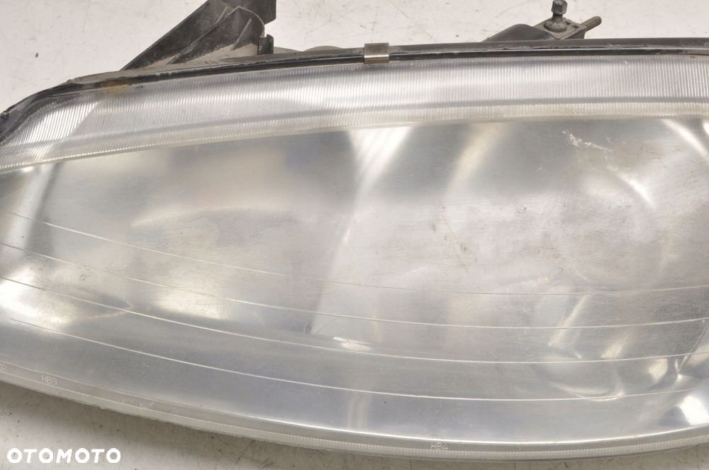 CHRYSLER INTREPID LAMPA LEWA PRZEDNIA EUROPA - 2