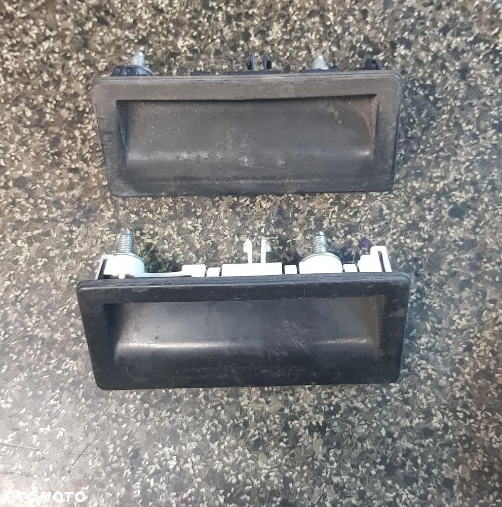 KLAMKA  KLAPY BAGAŻNIKA VW PASSAT B6 B7 TIGUAN SHARAN AUDI A4 B8 5N0827566B