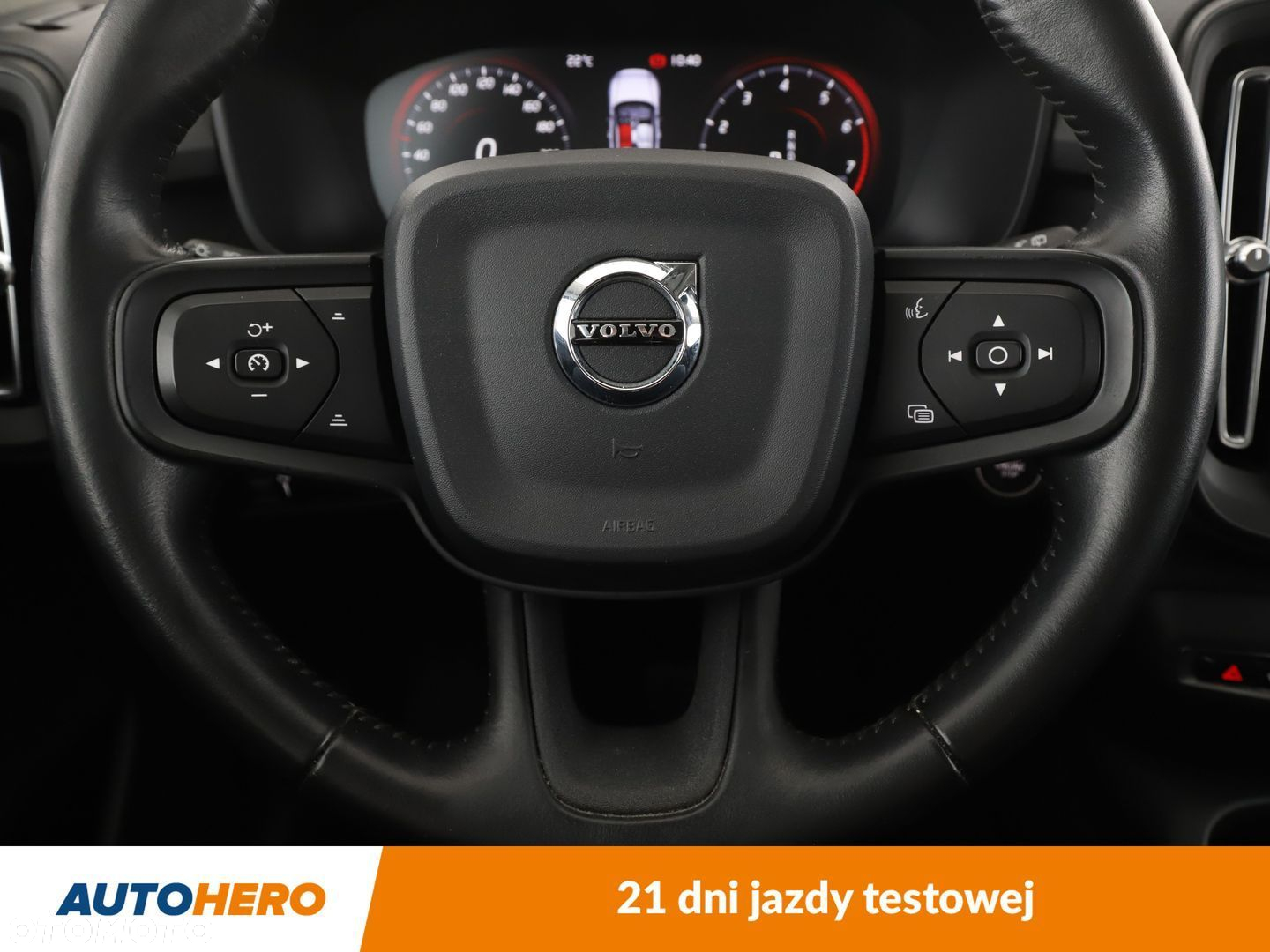 Volvo XC 40 - 18