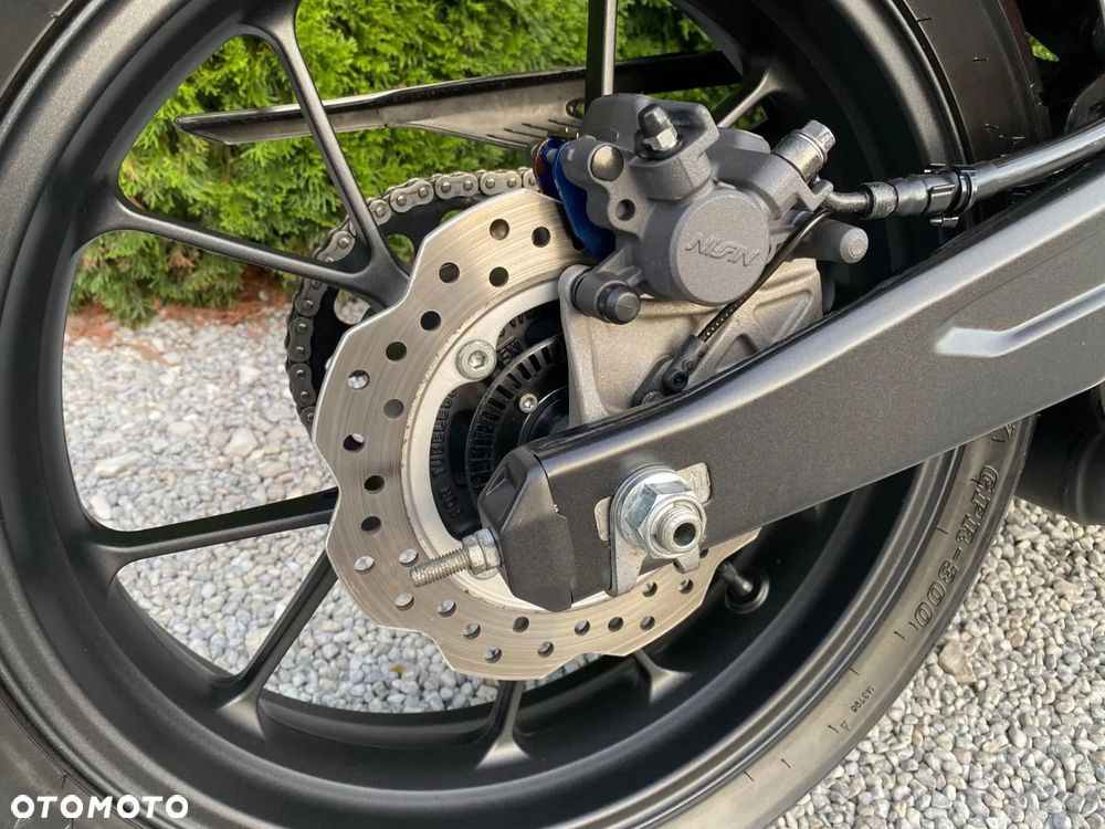 Honda CB - 8