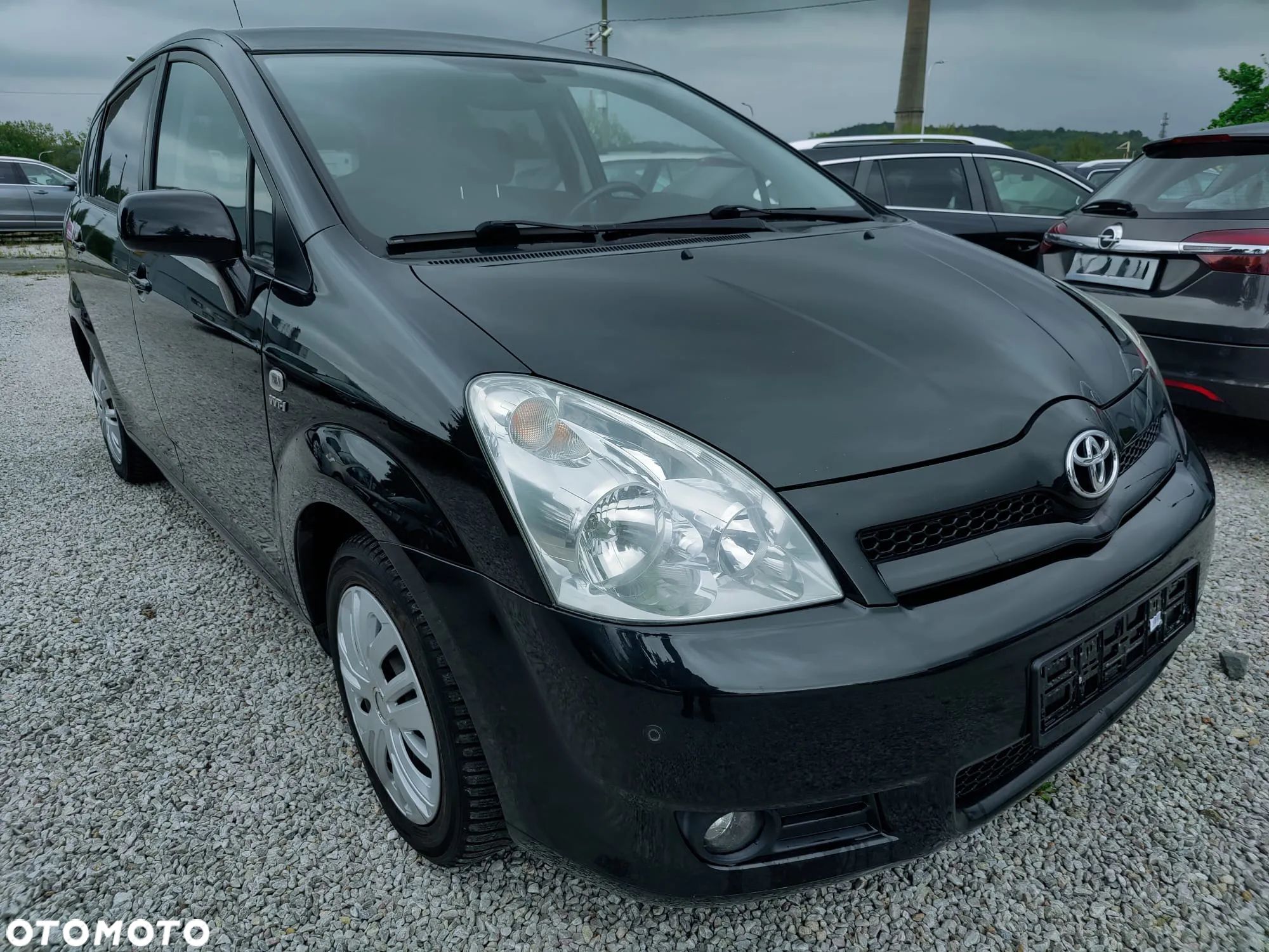 Toyota Corolla Verso - 1